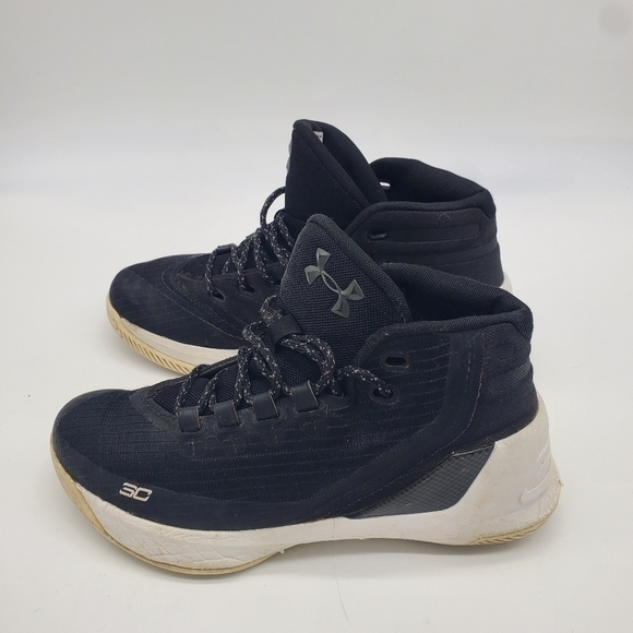 UNDER ARMOUR CURRY 3 Basketball Sneakers Size 7 Youth Shoes Black - Picture 8 of 11